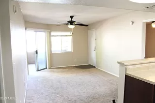 Photo #2: 6538000 Listing 