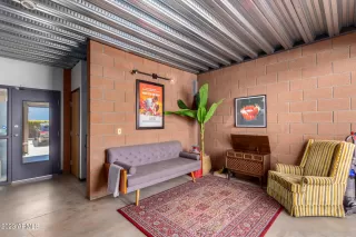 Photo #2: 6538021 Listing