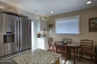 Photo #5: 6538064 Listing