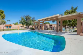 Photo #5: 6538070 Listing