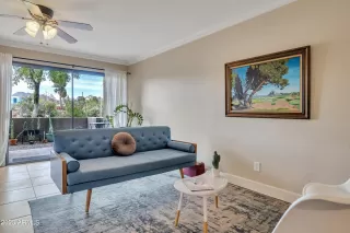 Photo #2: 6538079 Listing