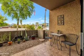 Photo #5: 6538079 Listing