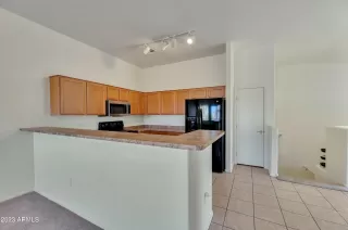 Photo #5: 6538224 Listing 