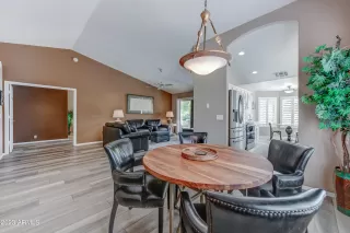 Photo #3: 6538253 Listing 