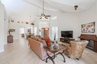 Photo #6: 6538317 Listing 