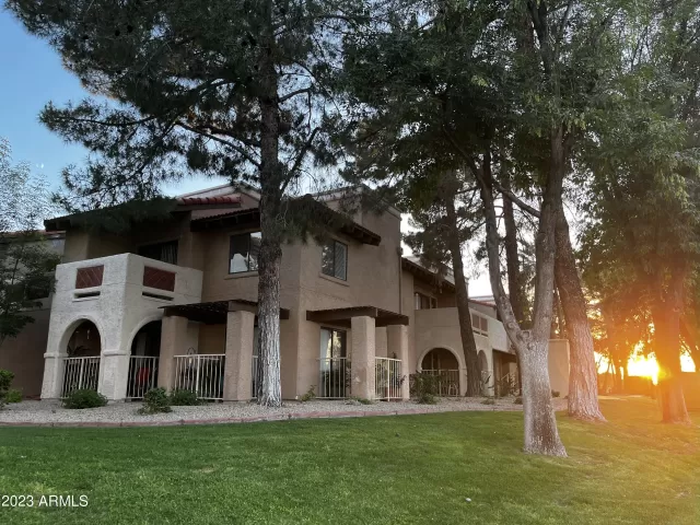 MLS: 6538352 Condo For Sale