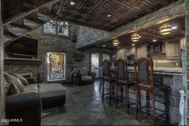 MLS: 6538356 Condo For Sale