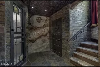 Photo #6: 6538356 Listing 