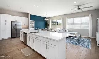 Photo #4: 6538521 Listing