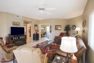 Photo #4: 6538533 Listing