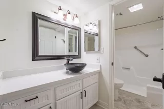 Photo #6: 6538686 Listing 