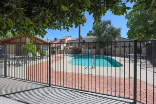 Photo #3: 6538701 Listing 