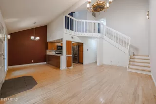 Photo #5: 6538701 Listing 