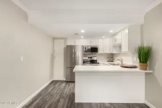 Photo #6: 6538707 Listing