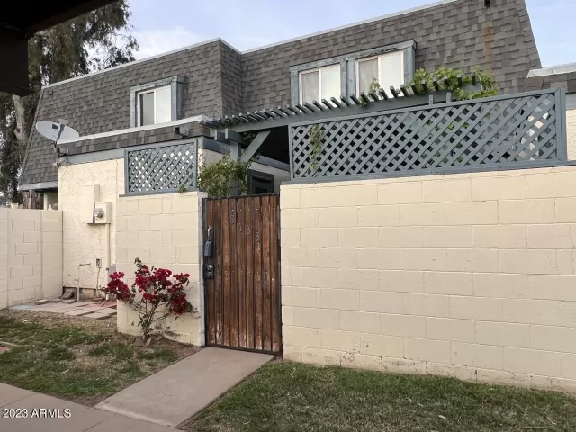 MLS: 6538726 Condo For Sale