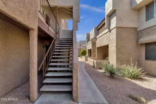 Photo #2: 6538884 Listing