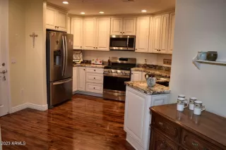 Photo #3: 6538942 Listing 