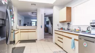 Photo #3: 6538944 Listing