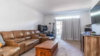 Photo #6: 6538944 Listing