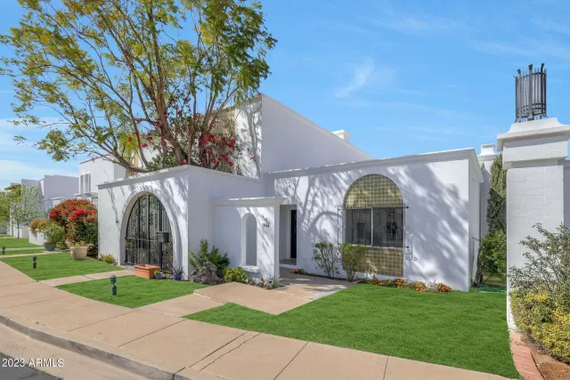 MLS: 6538991 Condo For Sale