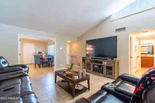 Photo #1: 6539086 Listing