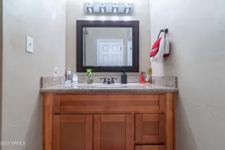 Photo #6: 6539086 Listing