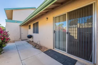 Photo #5: 6539187 Listing