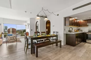 Photo #2: 6539238 Listing