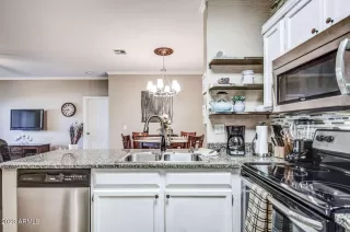 Photo #5: 6539239 Listing 