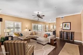 Photo #3: 6539319 Listing