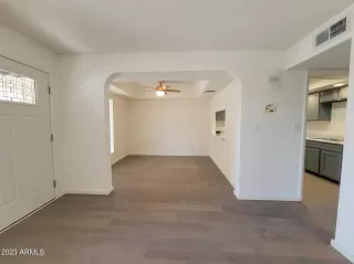 Photo #2: 6539335 Listing