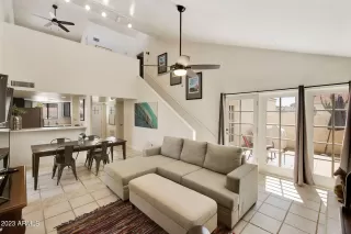 Photo #1: 6539343 Listing