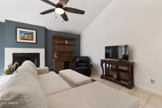 Photo #3: 6539343 Listing