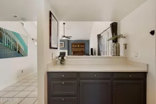 Photo #6: 6539343 Listing