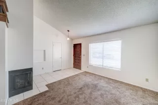 Photo #5: 6539486 Listing