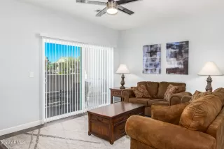 Photo #3: 6539706 Listing