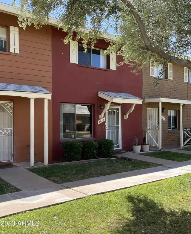 MLS: 6539842 Condo For Sale