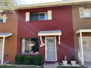 Photo #1: 6539842 Listing