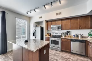 Photo #2: 6539967 Listing 