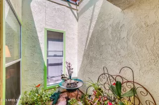 Photo #3: 6540103 Listing 