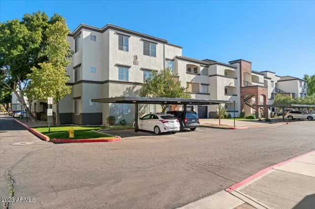 MLS: 6540125 Condo For Sale