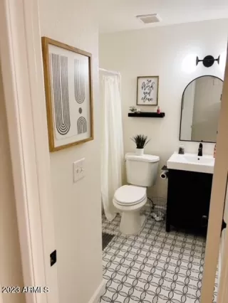 Photo #5: 6540340 Listing 