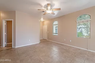 Photo #6: 6540412 Listing