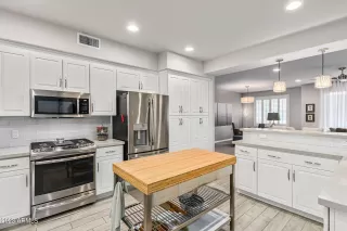 Photo #1: 6540519 Listing