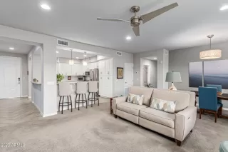 Photo #2: 6540519 Listing