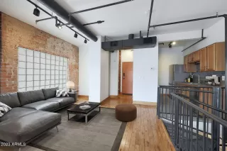 Photo #1: 6540539 Listing 