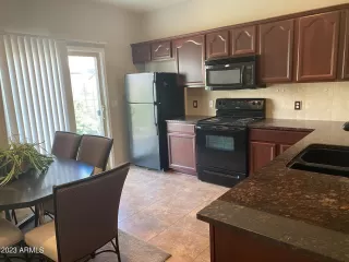 Photo #2: 6541001 Listing