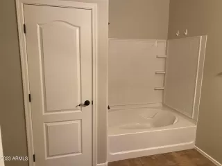 Photo #6: 6541001 Listing