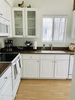 Photo #4: 6541029 Listing