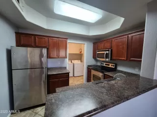 Photo #6: 6541056 Listing 